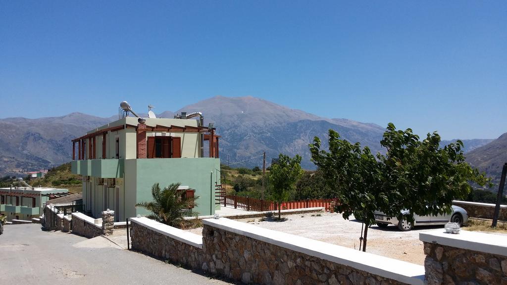 Elia Μέρωνας Εξωτερικό φωτογραφία