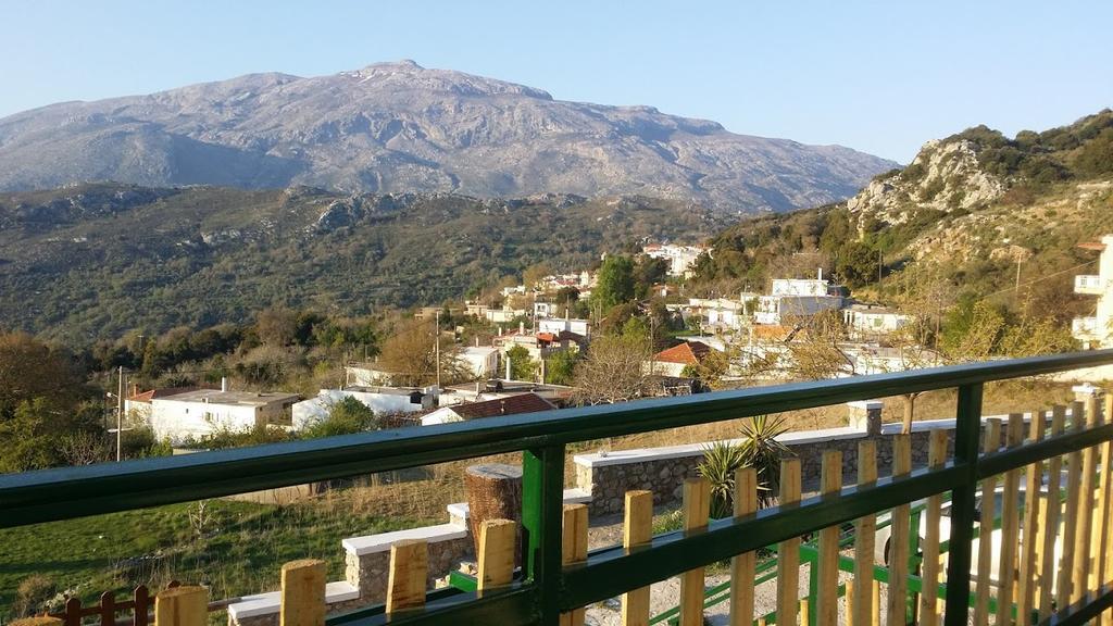 Elia Μέρωνας Εξωτερικό φωτογραφία
